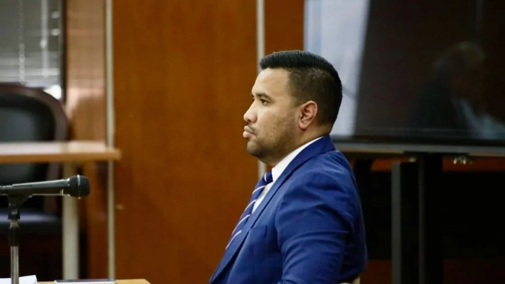 Daniel Salcedo y Helive Angulo en diligencia judicial del caso Metástasis