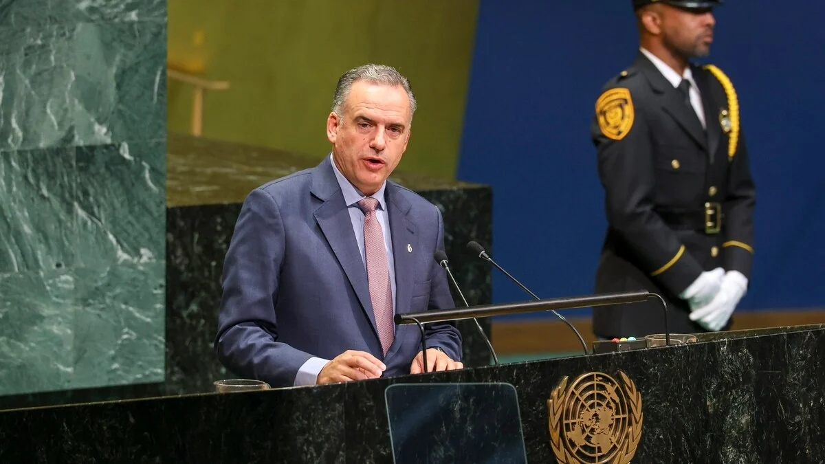 Yamandú Orsi dirigiéndose a la Asamblea General de las Naciones Unidas en Nueva York