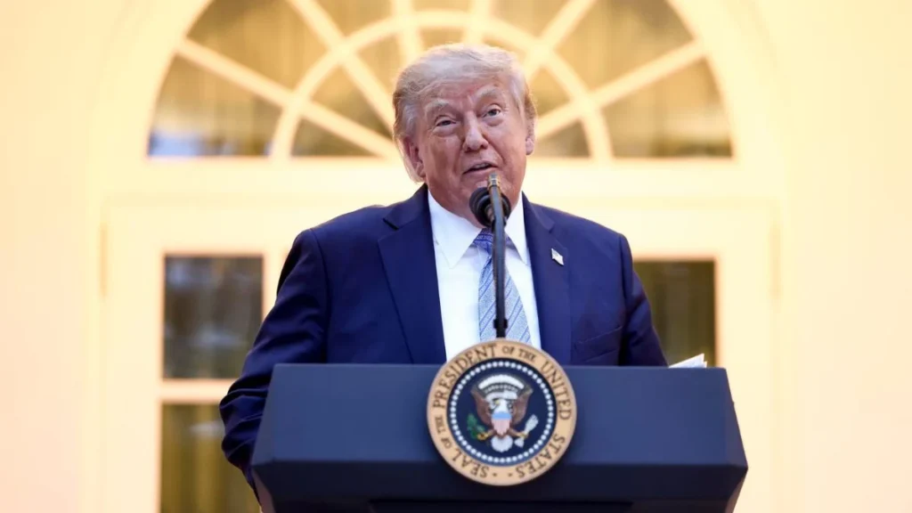 Donald Trump durante un acto oficial sobre política migratoria