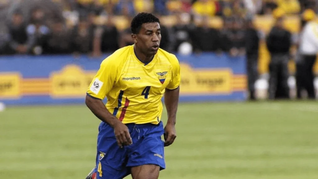 El arquero Hernán Galíndez en un entrenamiento de la selección ecuatoriana