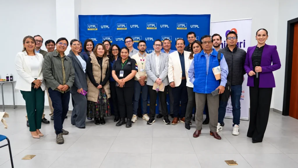 Representantes empresariales de Tungurahua en el encuentro CONEXIA de la UTPL