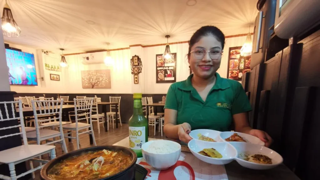 Auge de la gastronomía coreana se expande en Guayaquil impulsado por K-dramas - cobertura especial