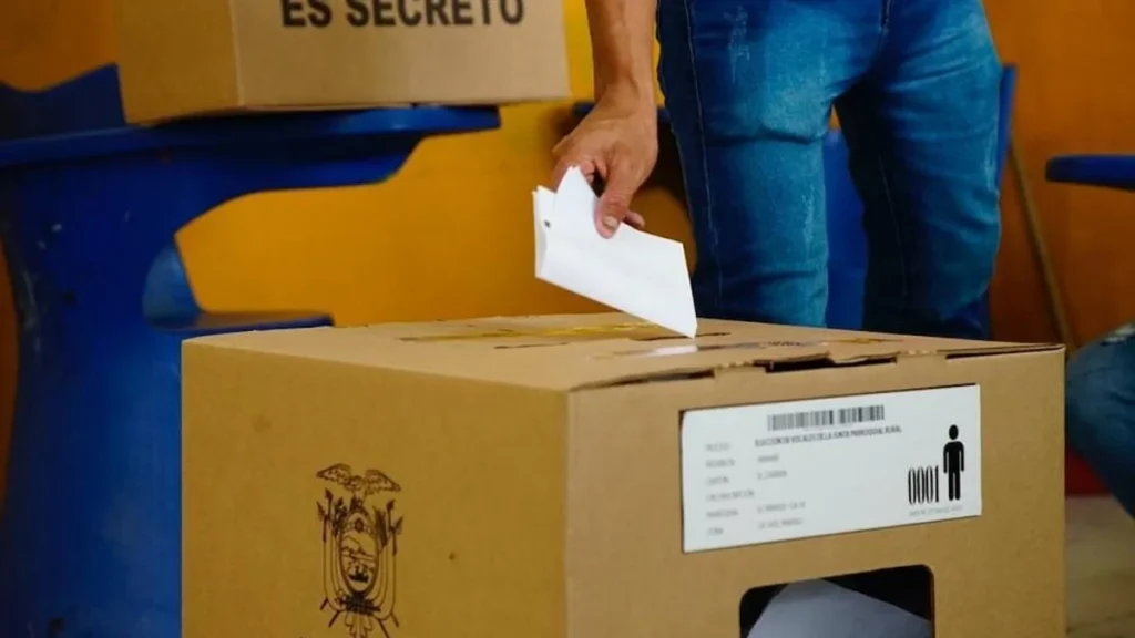 CNE y CPCCS afinan reglas para candidatos de cara a elecciones de 2027