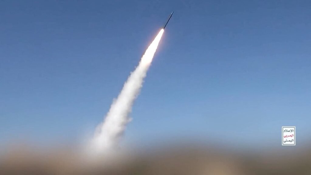 Coalición saudita intercepta drones y misiles hutíes sobre el mar Rojo