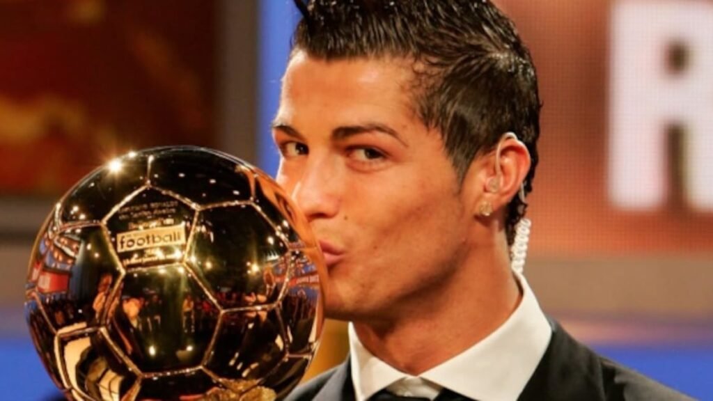 Cristiano Ronaldo gana el premio BOAT y dedica mensaje a los fans