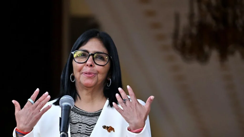 Delcy Rodríguez ofrece declaraciones a medios en el Palacio de Miraflores en Caracas