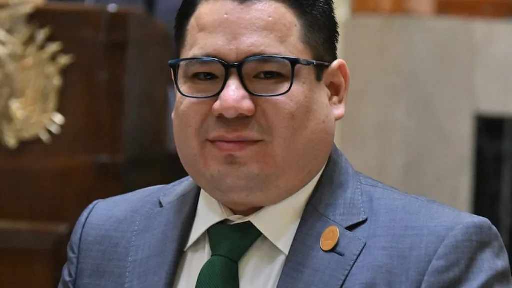 Fiscal general de Bolivia Roger Mariaca durante declaraciones oficiales