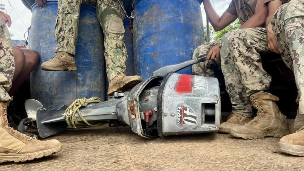 Patrullas y efectivos militares en operativos de seguridad en la provincia de Esmeraldas