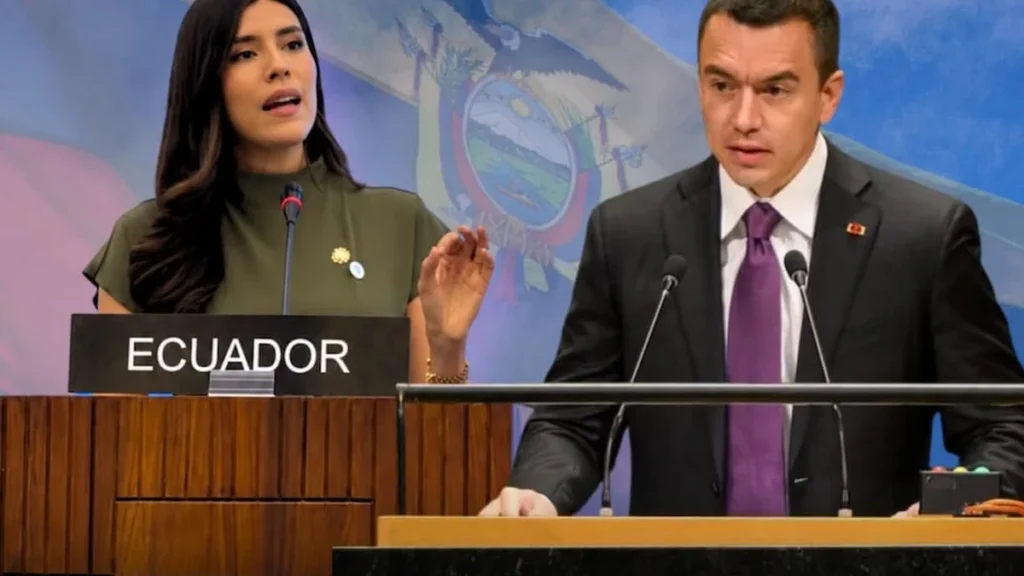 Representantes diplomáticos y legisladores en la firma del acuerdo regional