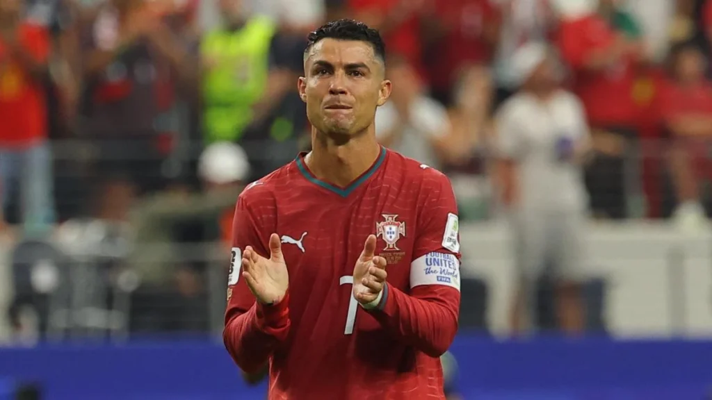 Cristiano Ronaldo en rueda de prensa con la selección de fútbol de Portugal