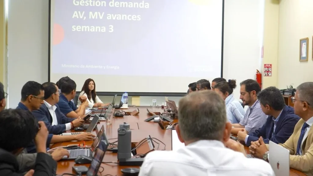 Instalaciones de una planta industrial operando con generador eléctrico de respaldo