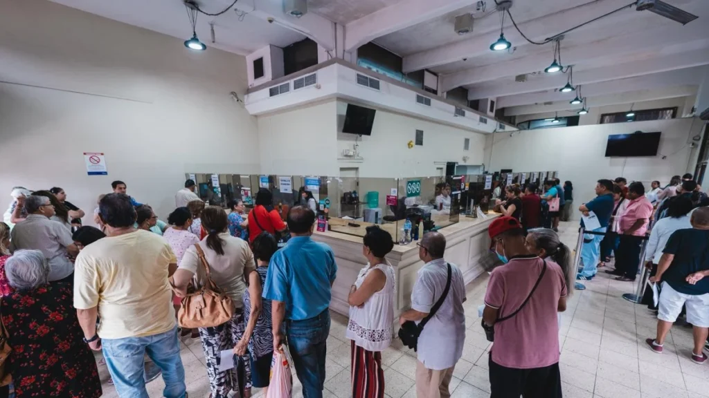 Palacio Municipal de Guayaquil y dependencias financieras del cabildo porteño