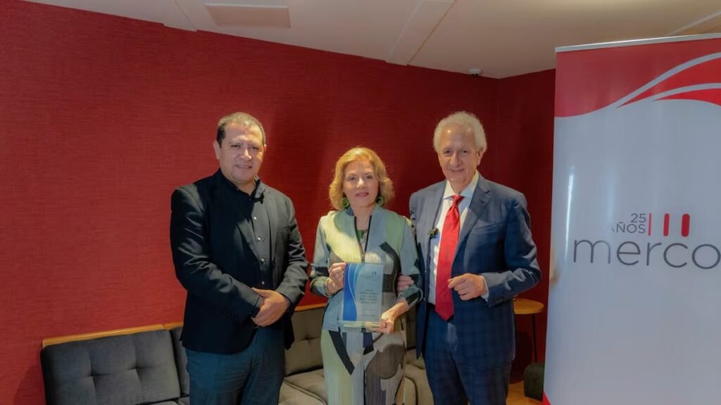 Isabel Noboa lidera por diez anos ranking Merco Lideres