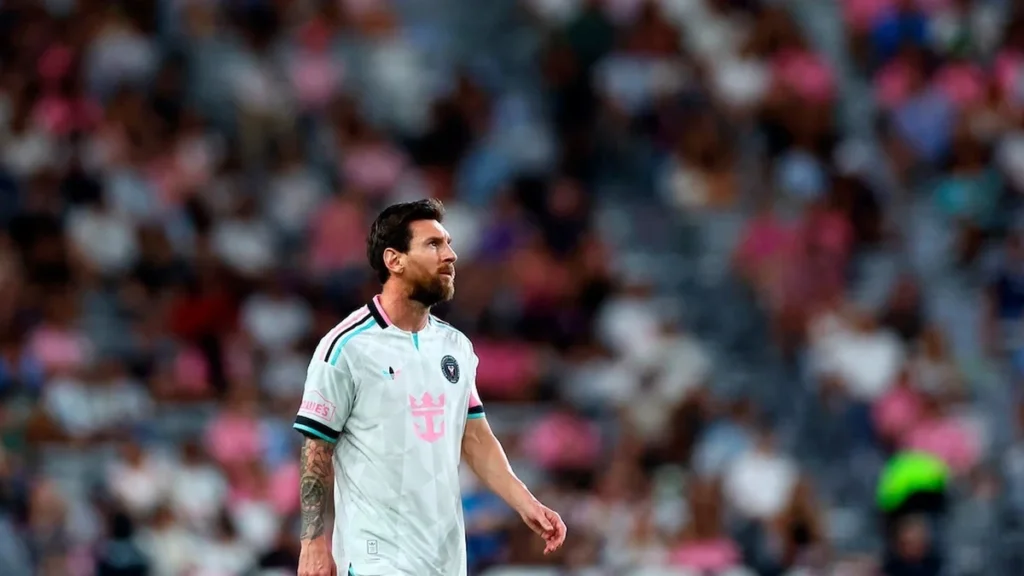 Lionel Messi festeja durante el triunfo de Inter Miami ante New York City FC