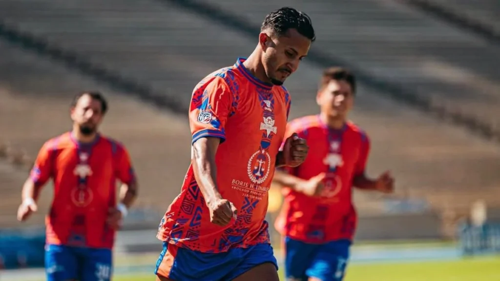 Mario Barrionuevo relata su experiencia como futbolista, árbitro y constructor - cobertura especial
