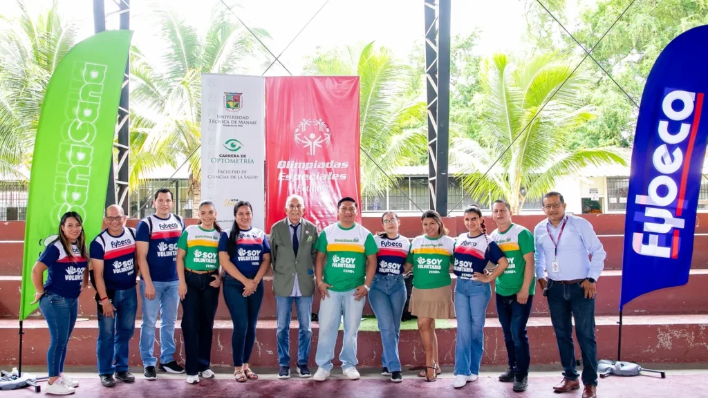 Jornada médica gratuita de atención visual en Portoviejo
