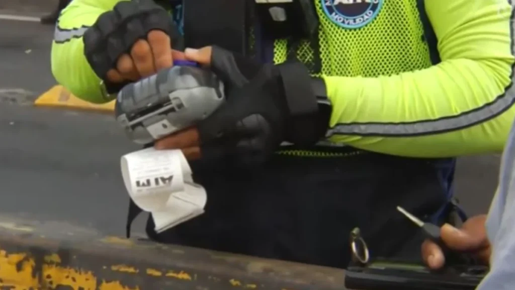 Agentes de la ATM retienen motos y tricimotos durante operativo en la vía Perimetral