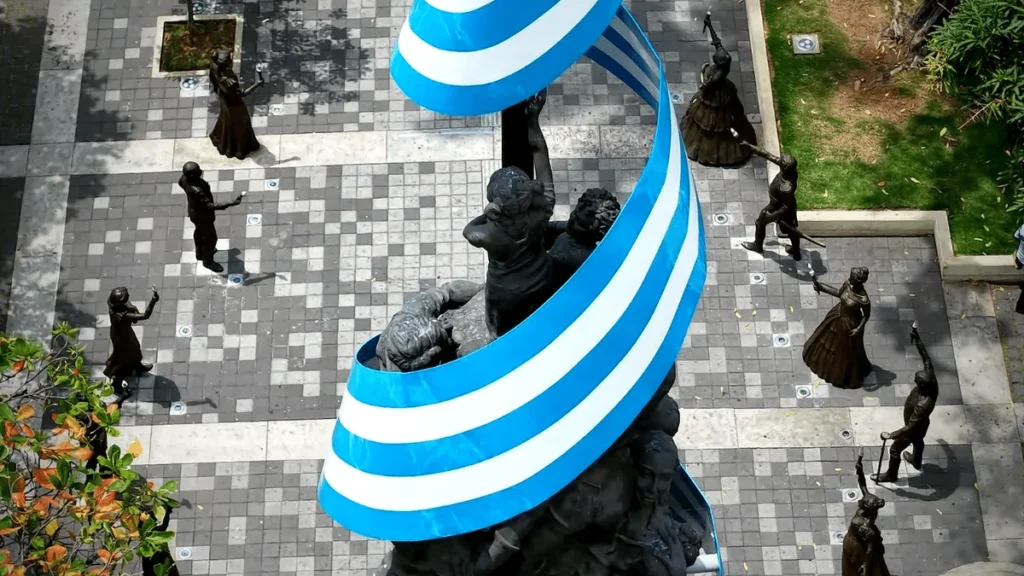 Monumento a los Próceres de la Independencia en el centro histórico de Guayaquil