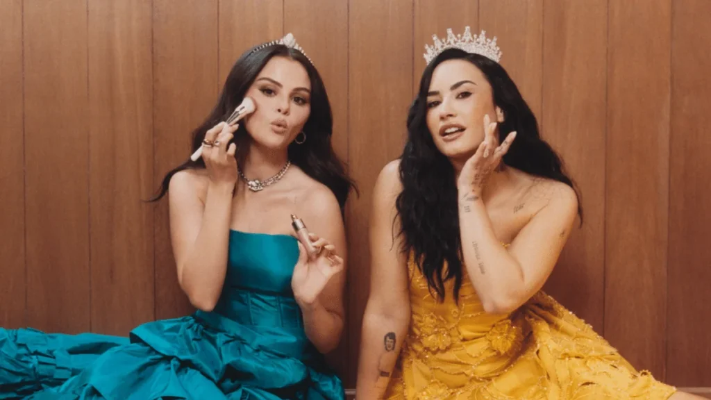 Selena Gomez y Demi Lovato recrean pose icónica de su película de Disney Channel