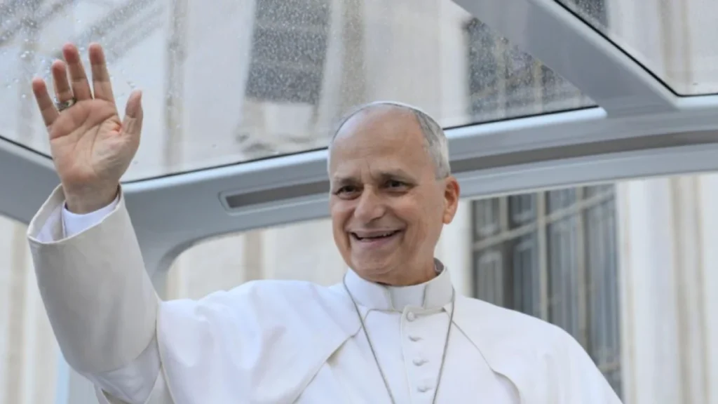 El Papa León XIV durante una actividad oficial en el Vaticano