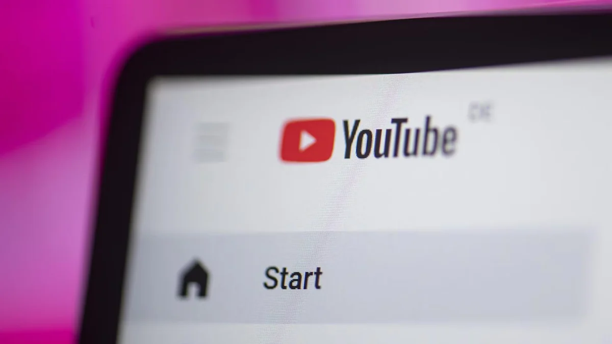 Interfaz de reproducción de video en la aplicación móvil de YouTube