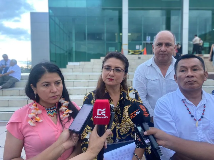 Asambleístas amazónicos