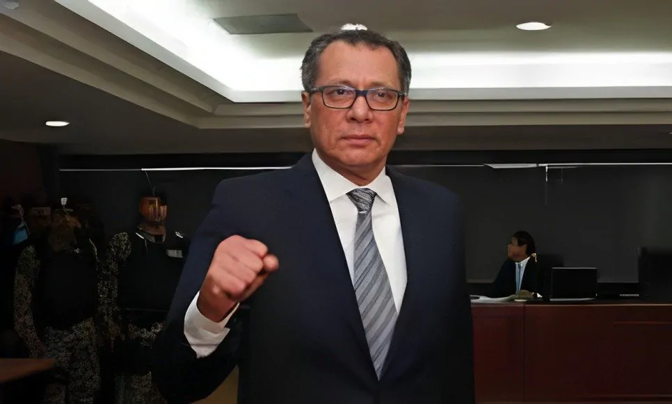 el debate sobre el enjuiciamiento a Jorge Glas en el Pleno de la Asamblea Nacional deja incertidumbre legal.