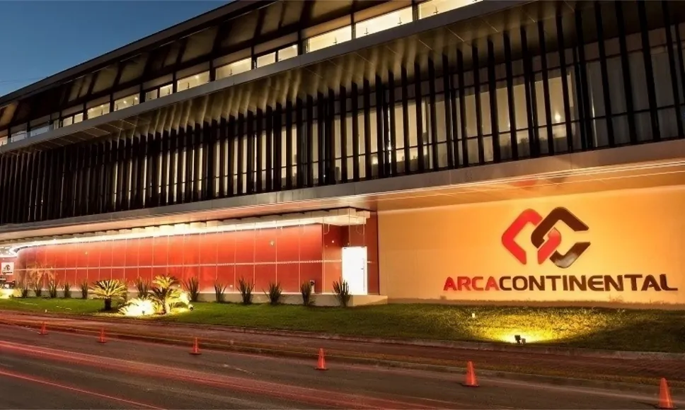 Ahorro operativo impacto: Arca Continental recibe reconocimiento por su eficiencia y sostenibilidad en reducción de huella de carbono.