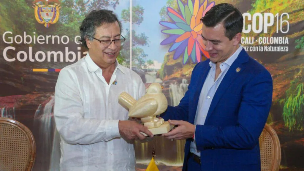Colombia retoma la exportación de energía eléctrica a Ecuador, aliviando la crisis energética que enfrenta el país vecino.