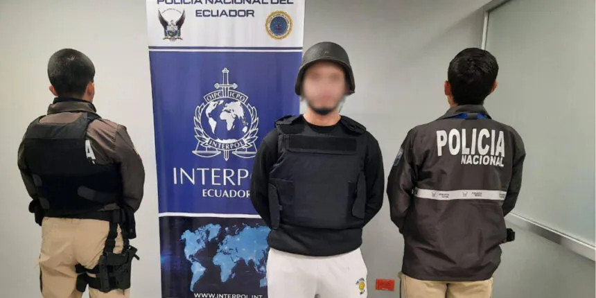 Tercer más buscado de Ecuador, Jean Pisco, fue extraditado desde Alemania para enfrentar cargos por el femicidio de su esposa.