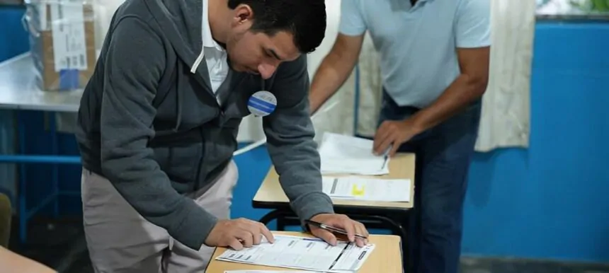 control electoral correísmo