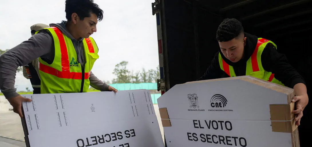 Voto joven decisivo en Ecuador: una generación que busca transformar el país en medio de crisis y polarización política.