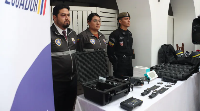 donación de equipos tecnológicos