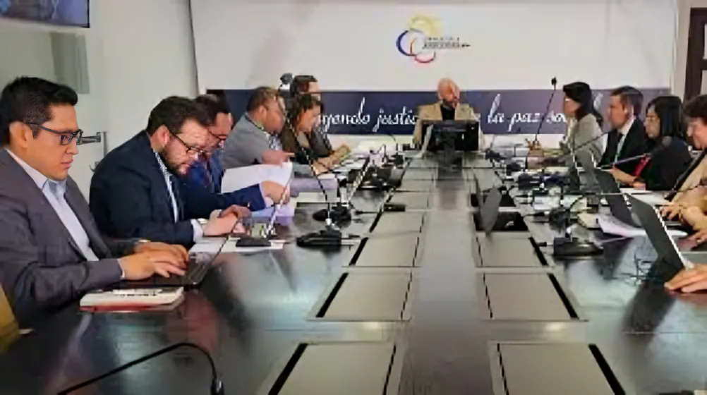 Metida de manos en justicia revive con la emergencia judicial que plantea la Asamblea en medio de una grave crisis institucional