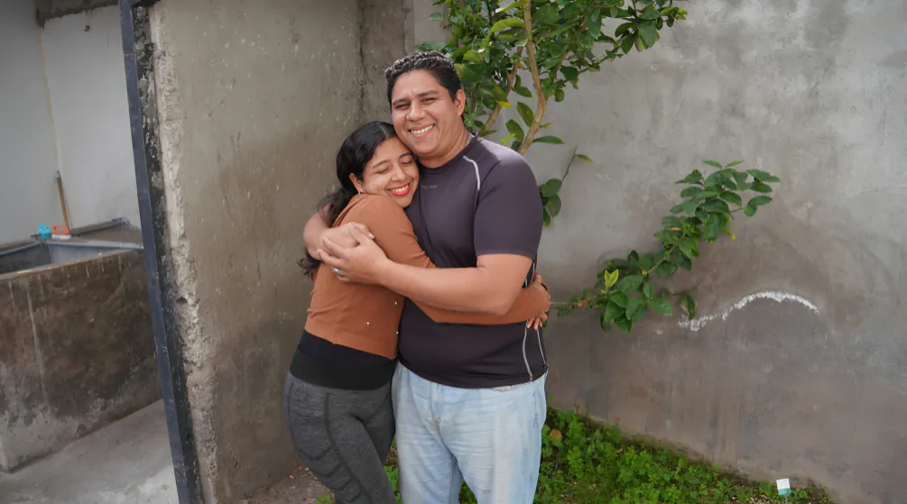 La inmovilidad en Ecuador afecta a miles que desean migrar, pero no pueden. Es un fenómeno silencioso que exige atención urgente.