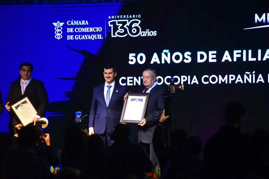 CCG apuesta por Ecuador en su aniversario 136, destacando innovación, sostenibilidad y el compromiso con el desarrollo empresarial del país.