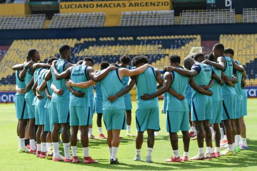 Partido Ecuador vs. Perú 2025 en el Estadio Nacional de Lima, transmisión en señal abierta.