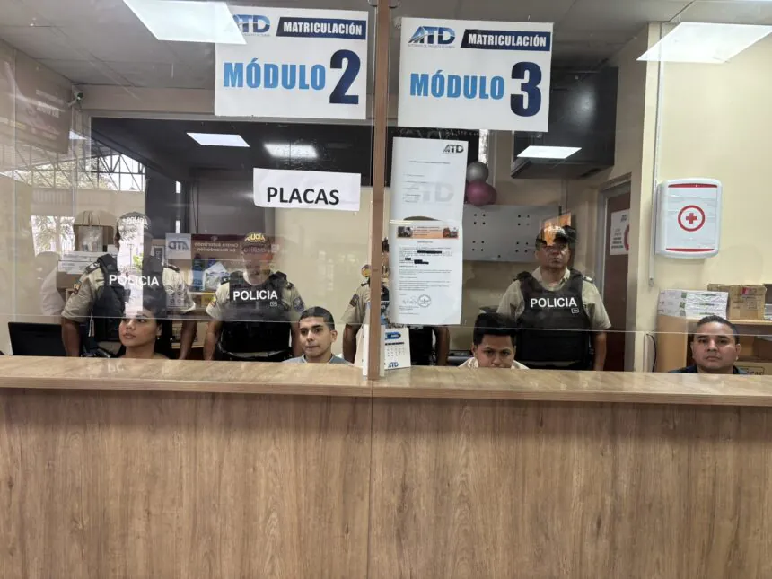 cargos públicos en Durán