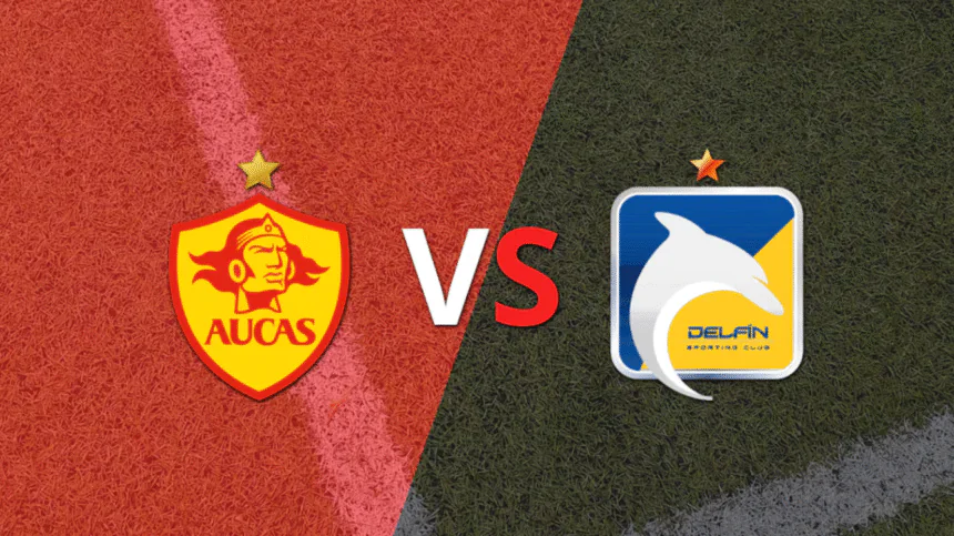 Jugadores de Aucas y Delfín en partido por la Liga Pro Ecuador 2025