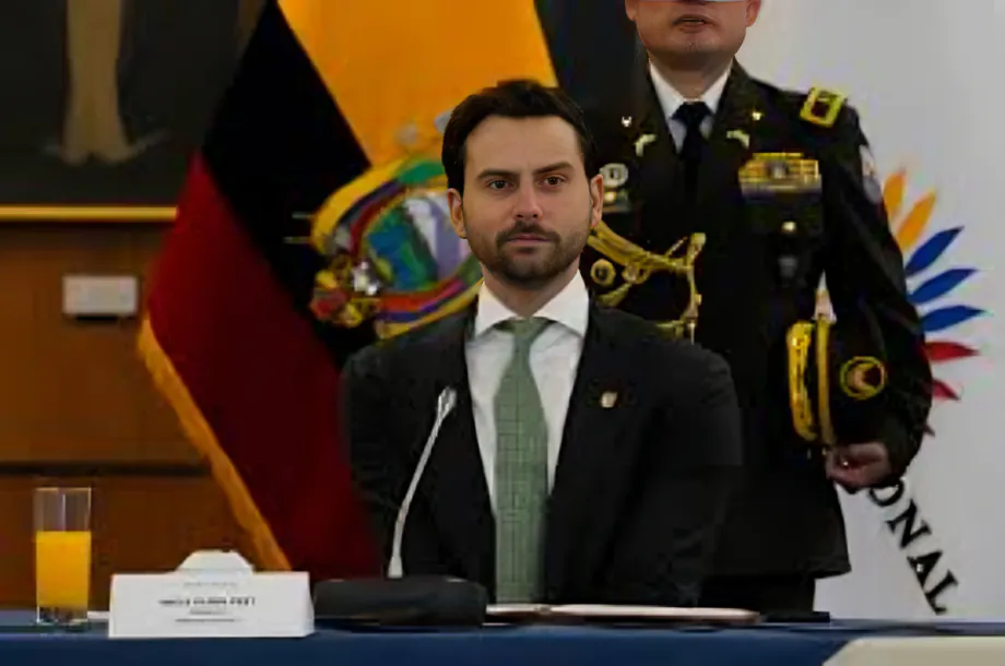El Gobierno prepara una cuarta ley económica urgente, confirmó Niels Olsen. Esta iniciativa busca reforzar el marco legal tras las leyes.