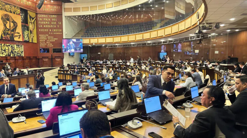 El proyecto de Ley de Áreas Protegidas provocó críticas y elogios en su primer debate. La propuesta incluye remisiones de deudas y multas.